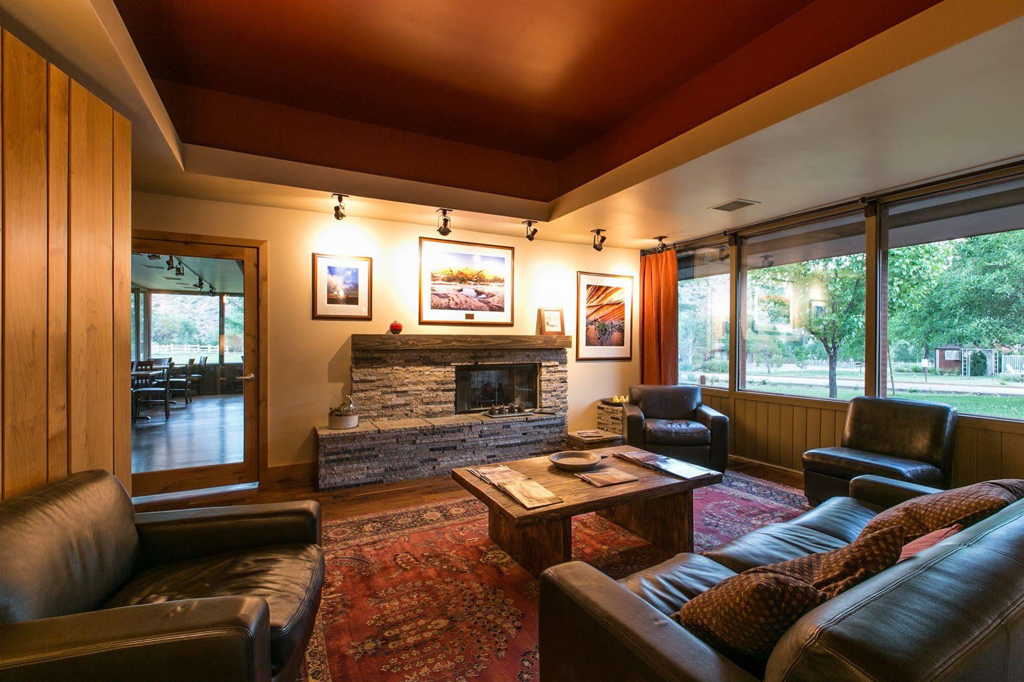Driftwood Lodge Springdale Dış mekan fotoğraf