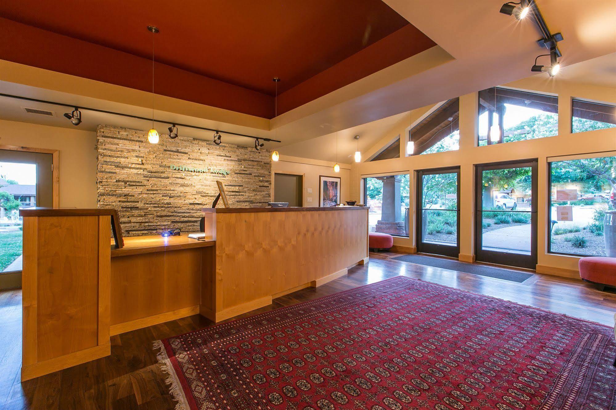 Driftwood Lodge Springdale Dış mekan fotoğraf